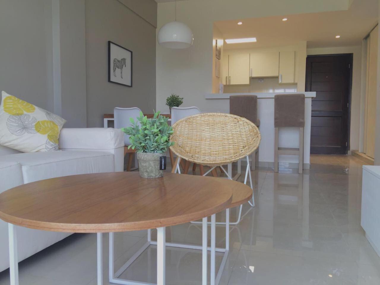 9 De Julio Park Suites ซันมิเกลเดตูกูมาน ภายนอก รูปภาพ